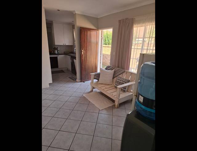 2 BEDROOM TOWNHOUSE FOR SALE IN MORELETAPARK
